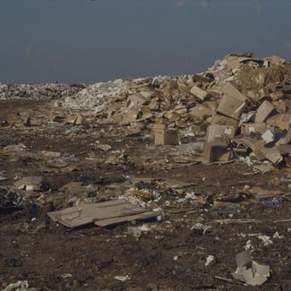 Gradski deponij - hrpe smeća