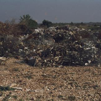 Gradski deponij - hrpa smeća