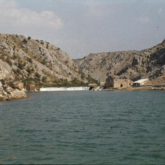 Jankovića buk; na lijevoj obali pored mlina pumpna stanica za vodovod Obrovac