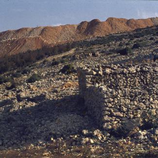 Rovanjska površni kop iznad naselja