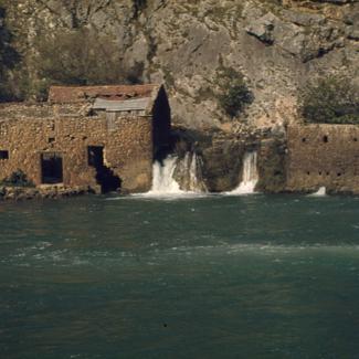 Napušteni mlinovi na desnoj obali Jankovića buka