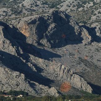 Pogled na Malu Paklenicu s mora