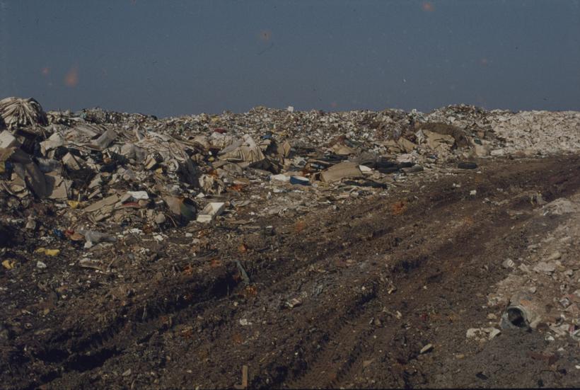 Grad smeća; Gradski deponij
