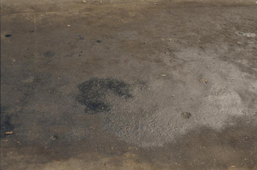 Onečišćenje uljem na asfaltu