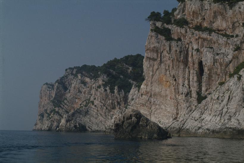 Klifovi na jugozapadnom djelu Dugog otoka