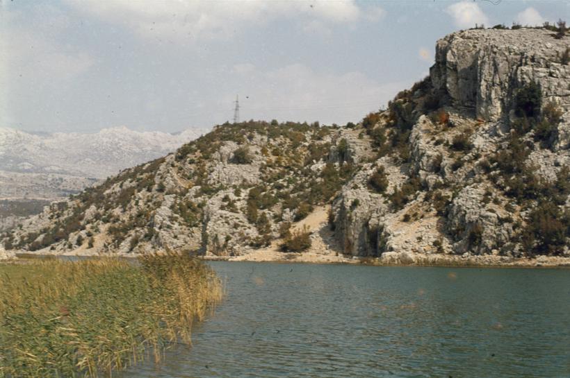 Kanjon Zrmanje kod proboja prema Velebitu iznad Obrovca