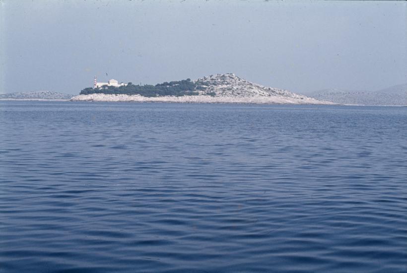 Sestrice; Svjetionik Tajer sa južne strane