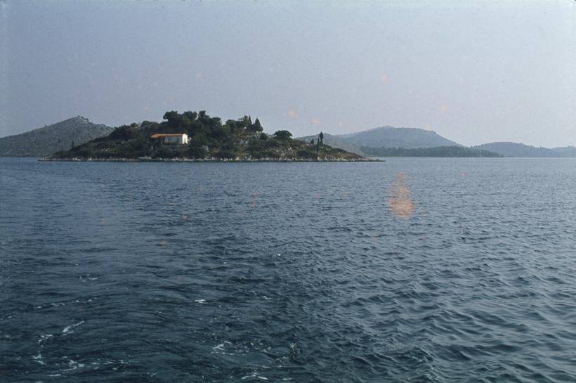 Otočić kod uvale Kruševica