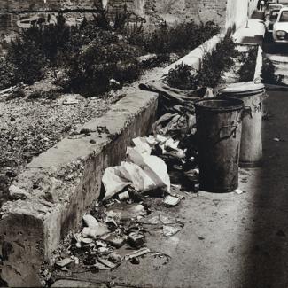 Otpaci u kantama, nekadašnja Koruška ulica, Zadar