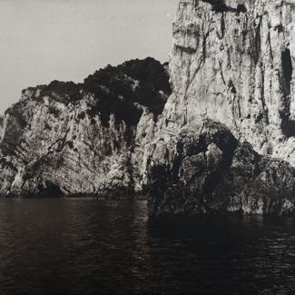 Klifovi vanjska strana jugo.zap. Dijela Dugog otoka - hrid