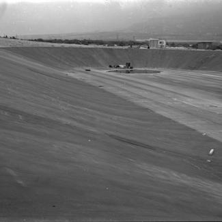 Dnevni bazen gledan prema odvodnoj cijevi i maloj pumpnoj stanici