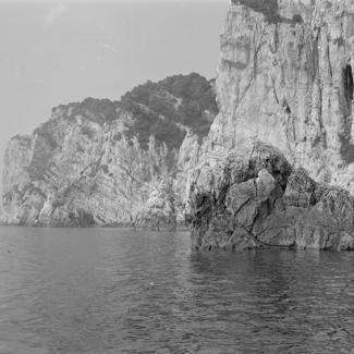 Klifovi - vanjska strana jugozapadnog dijela Dugog otoka - hrid