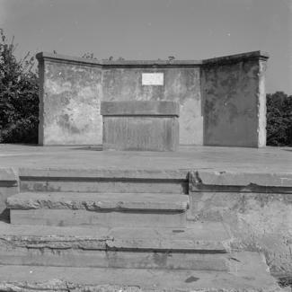 Higijenski zavod; iza škole