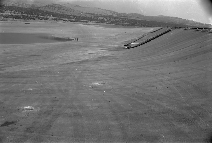 Ispusna postrojenja na južnoj strani male taložnice