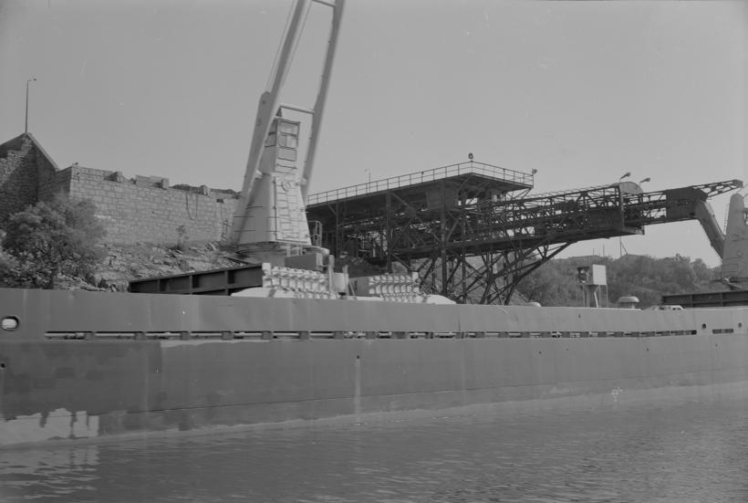 Utovarna luka boksita